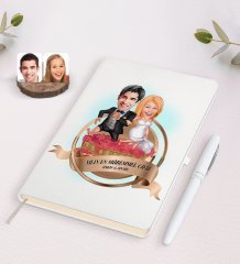 Kişiye Özel Yılın En Mükemmel Çifti Karikatürlü Beyaz Defter ve Kalem Hediye Seti-75