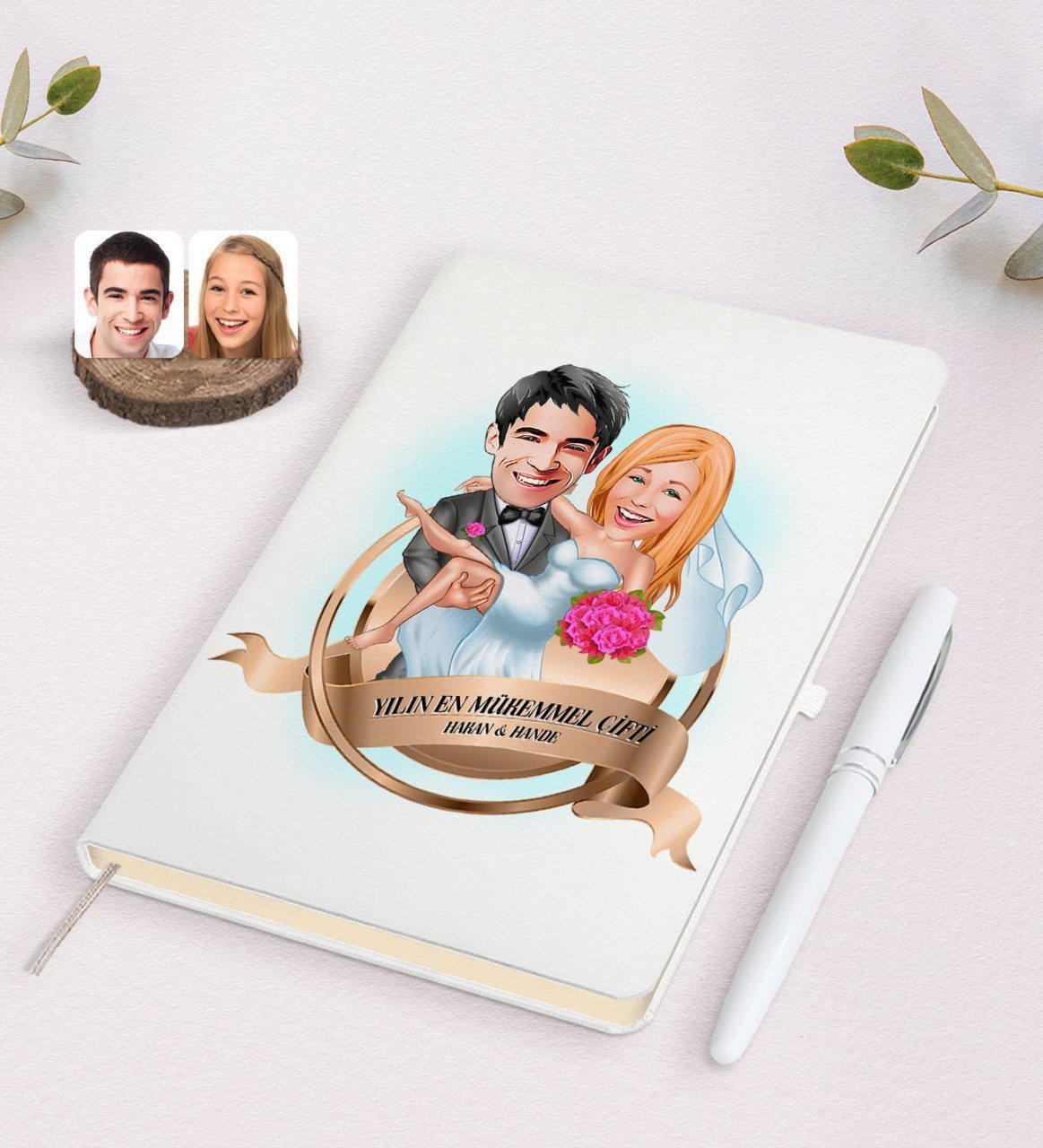 Kişiye Özel Yılın En Mükemmel Çifti Karikatürlü Beyaz Defter ve Kalem Hediye Seti-74