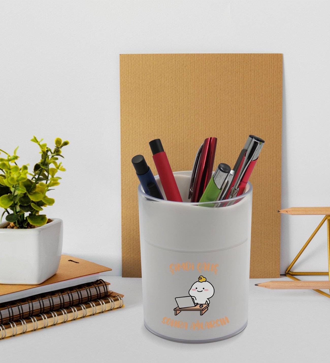 BK Gift Şimdi Çalış Sonra Ağlarsın Tasarımlı Beyaz Akrilik Kalemlik - Model 1