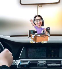 Kişiye Özel Bayan Radyocu Karikatürlü Ahşap Araba Dikiz Ayna Süsü