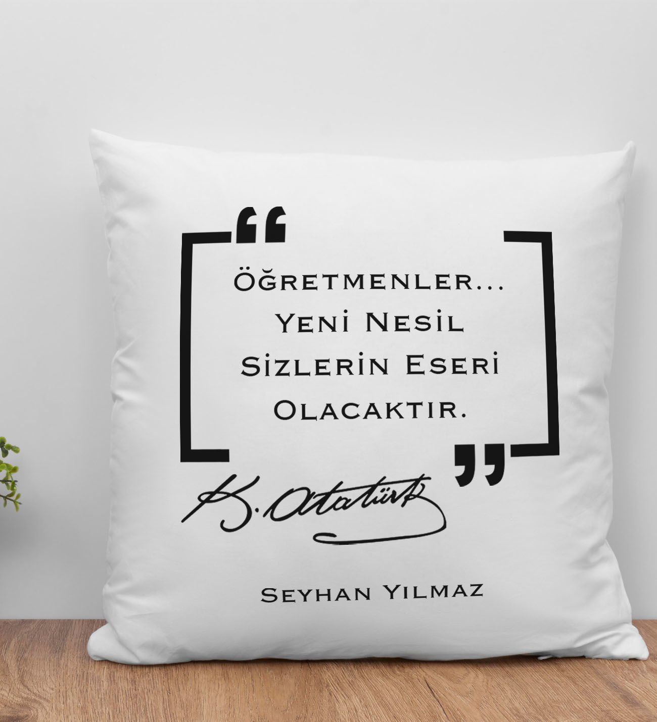 BK Gift Kişiye Özel Öğretmenler Günü Beyaz Kırlent Yastık- 13, Öğretmene Hediye, Öğretmenler Günü