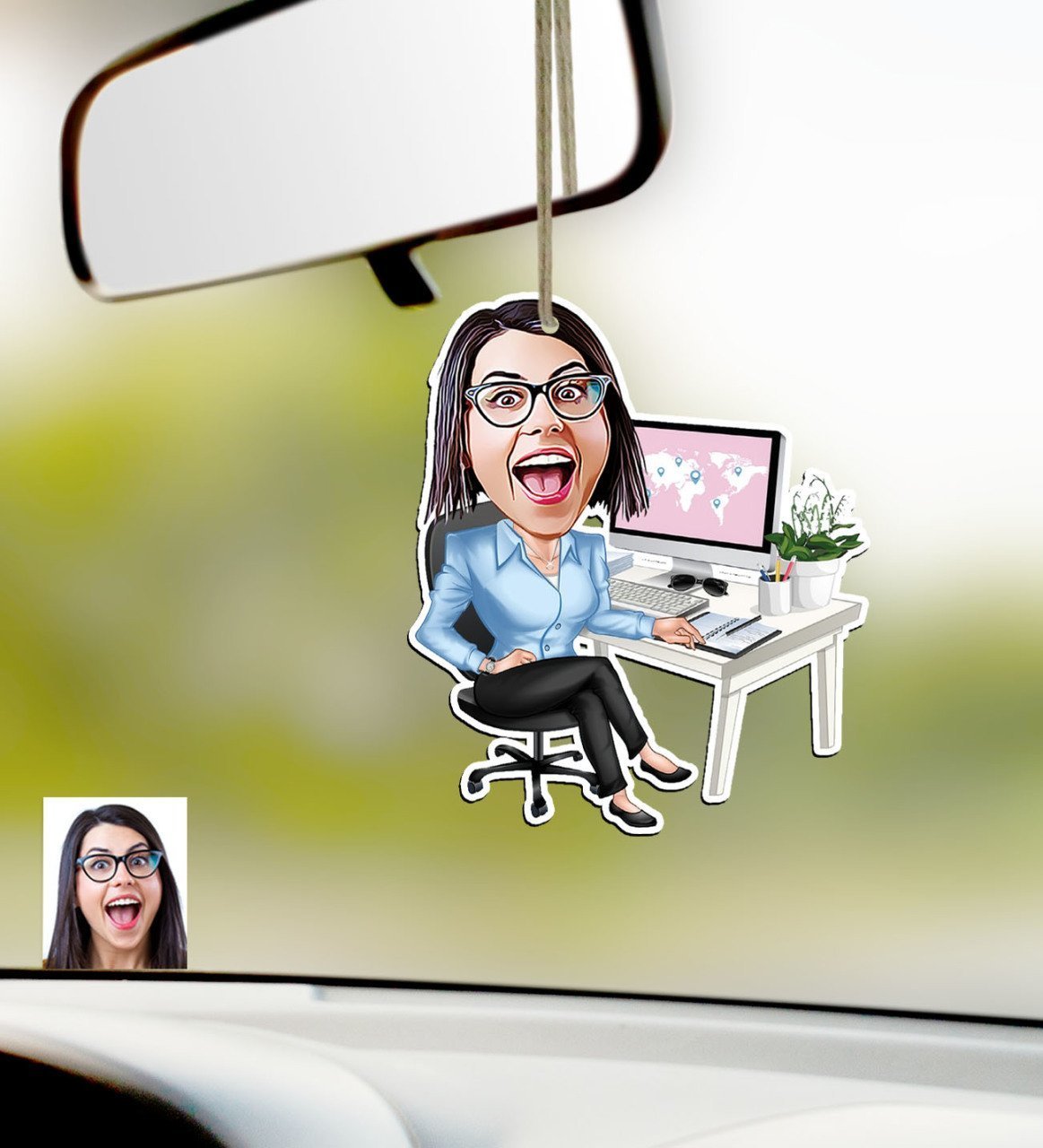 Kişiye Özel Bayan Genel Müdür Karikatürlü Ahşap Araba Dikiz Ayna Süsü