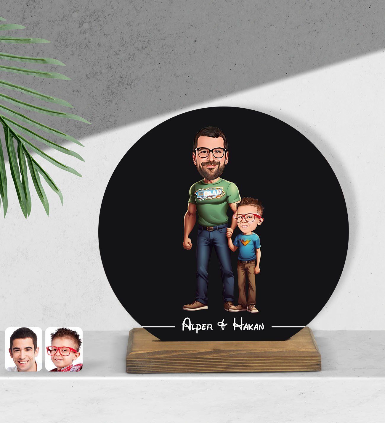 BK Gift Kişiye Özel Baba-Oğul Karikatürlü Yuvarlak Ahşap Biblo-1, Babalar Günü Hediyesi, Babaya Hediye