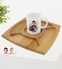 Kişiye Özel Baba Oğul Karikatürlü Beyaz Kupa ve Doğal Masif Ahşap 4 Bölmeli Sunum Tabağı Çerezlik Hediye Seti-5