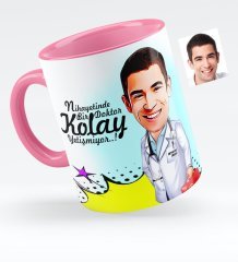 Kişiye Özel Bay Doktor Karikatürlü Pembe Kupa Bardak - 6