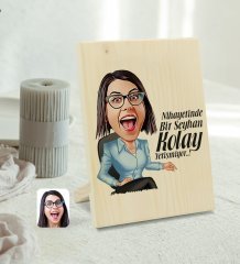 Kişiye Özel İsimli Kadın Nihayetinde Karikatürlü Dekoratif Ahşap Çerçeve Model 2
