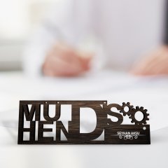 Kişiye Özel Mesleki Mühendis Ahşap Masa İsimliği (Model F9)