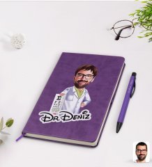 Kişiye Özel Erkek Göz Doktoru Karikatürlü Mor Termo Deri Defter Kalem Seti Model 1