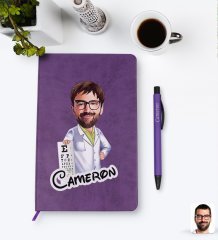 Kişiye Özel Erkek Göz Doktoru Karikatürlü Mor Termo Deri Defter Kalem Seti Model 1