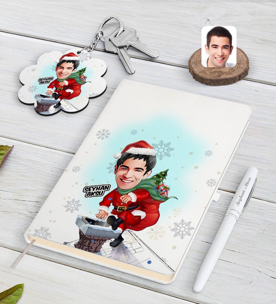 Kişiye Özel Erkek Yeni Yıl Karikatürlü Beyaz Defter Kalem ve Anahtarlık Hediye Seti-2