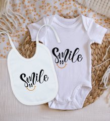 BK Kids Smile Tasarımlı Bebek Body Zıbın ve Mama Önlüğü Hediye Seti - Model 2