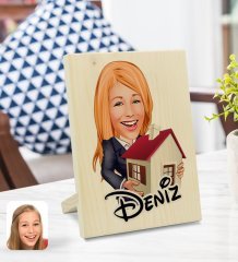 Kişiye Özel İsimli Kadın Emlakçı Karikatürlü Dekoratif Ahşap Çerçeve Model 1