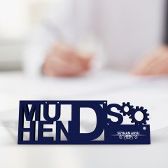 Kişiye Özel Mesleki Mühendis Ahşap Masa İsimliği (Model F2)