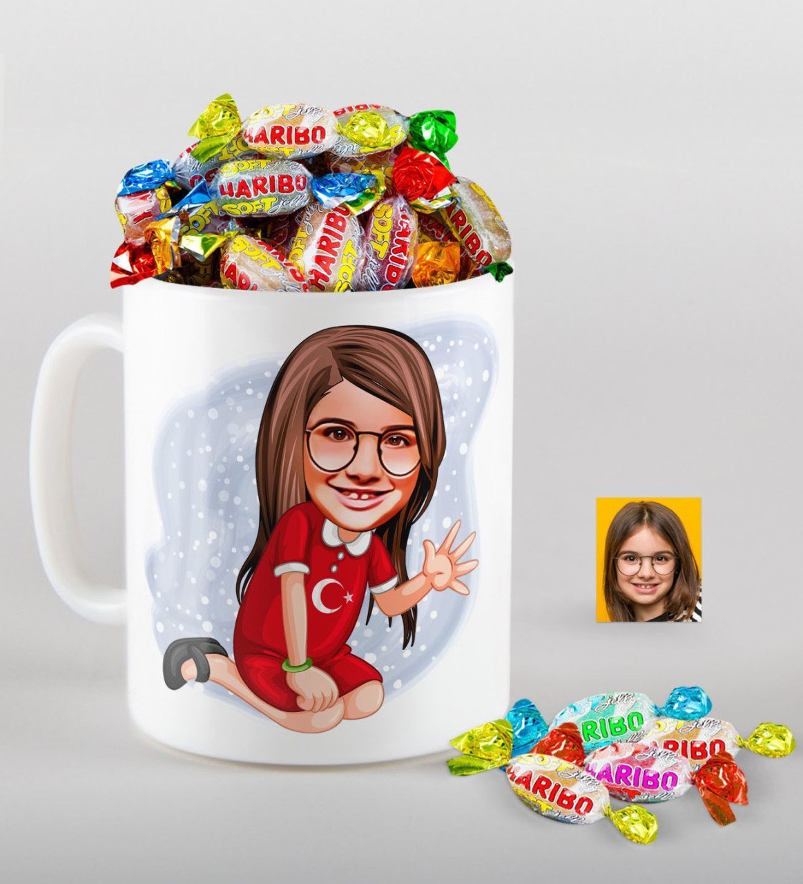 Kişiye Özel Kız Çocuk Karikatürlü Kupa ve Haribo Fruitbons Şeker Hediye Seti-2