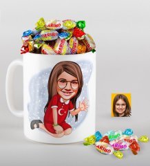 Kişiye Özel Kız Çocuk Karikatürlü Kupa ve Haribo Fruitbons Şeker Hediye Seti-2