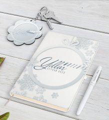 Kişiye Özel Yılbaşı Mutlu Yıllar Beyaz Defter Kalem ve Anahtarlık Hediye Seti-14
