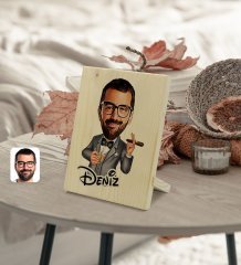 Kişiye Özel İsimli Erkek Patron Karikatürlü Dekoratif Ahşap Çerçeve Model 3