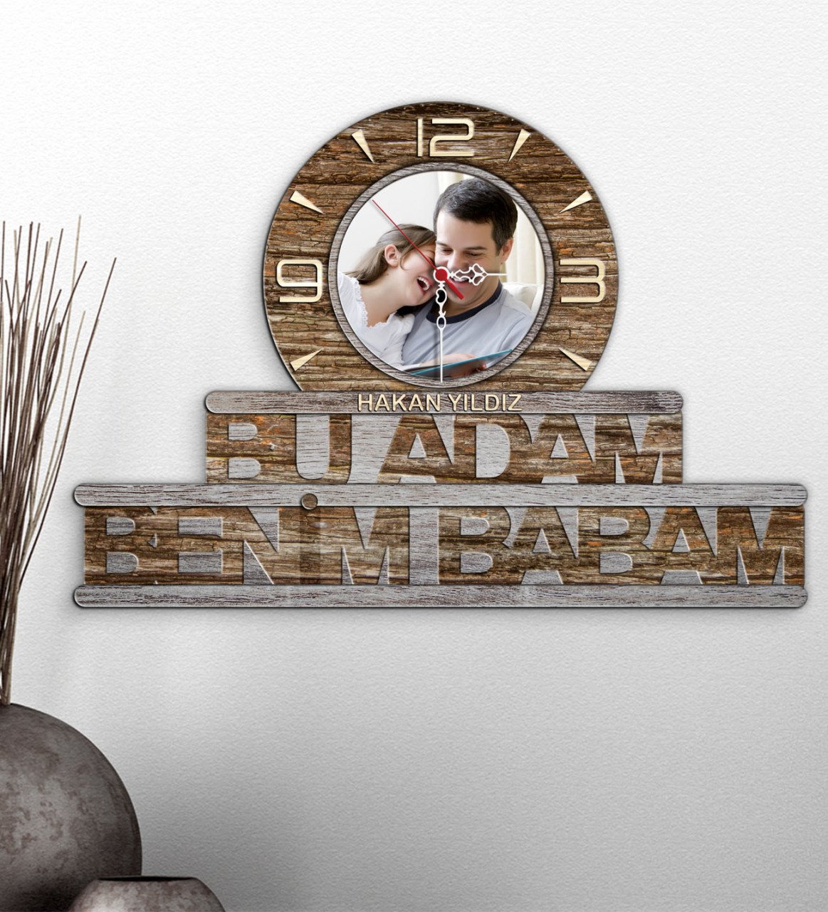 Kişiye Özel Bu Adam Benim Babam Tasarımlı Dekoratif Ahşap Duvar Saati