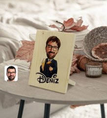 Kişiye Özel İsimli Erkek Hakim Karikatürlü Dekoratif Ahşap Çerçeve Model 1