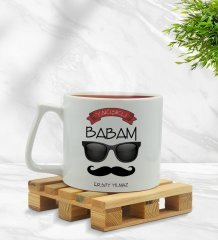 Kişiye Özel Yakışıklı Babam Tasarımlı Middle Beyaz Kupa Bardak Model 3