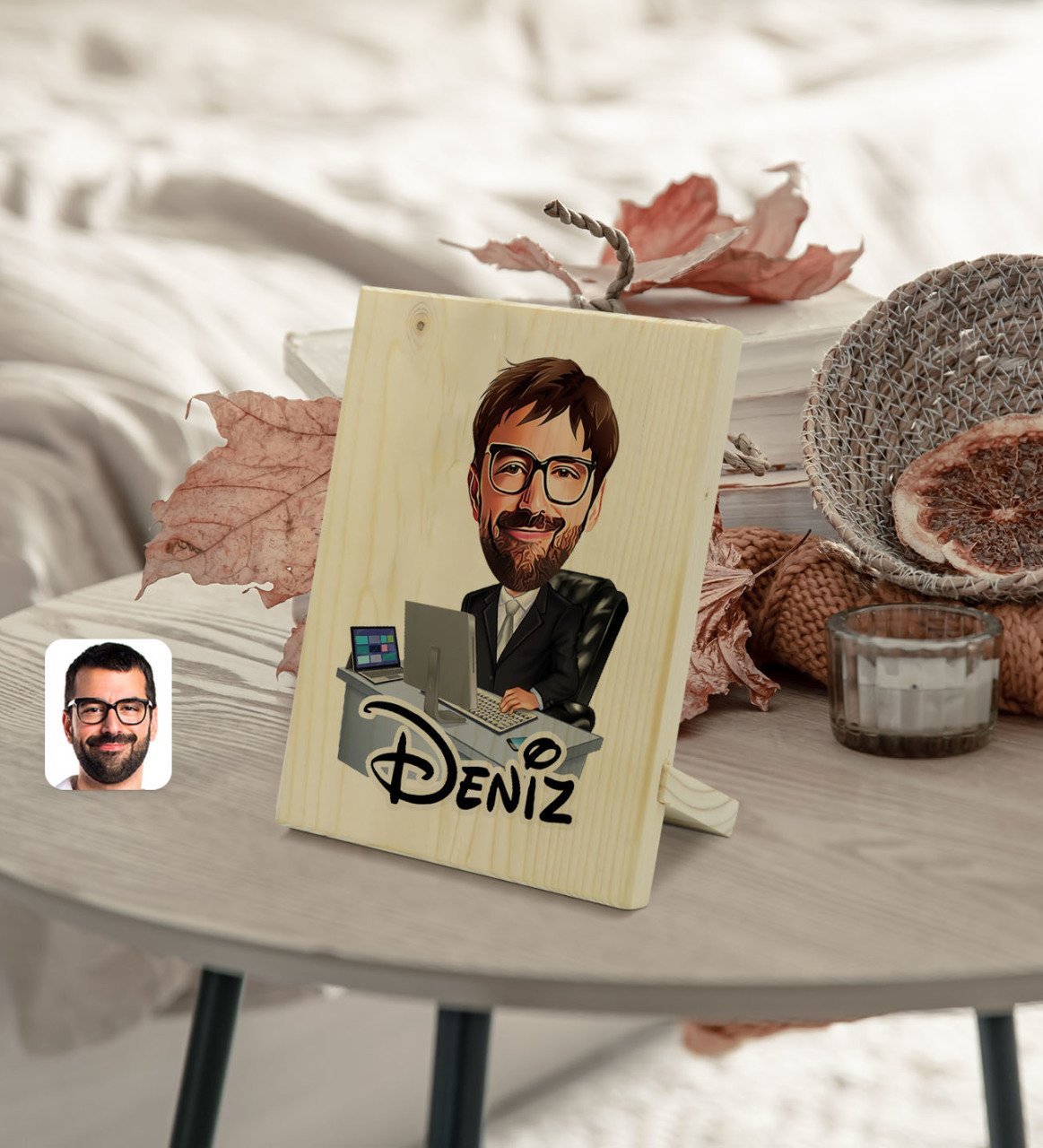 Kişiye Özel İsimli Erkek Genel Müdür Karikatürlü Dekoratif Ahşap Çerçeve Model 1