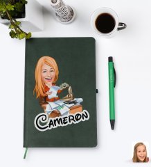 Kişiye Özel Kadın Patron Karikatürlü Yeşil Termo Deri Defter Kalem Seti Model 6