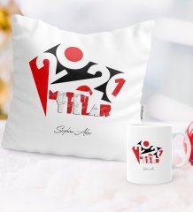 BK Gift Kişiye Özel Yılbaşı 2023 Mutlu Yıllar Temalı Yastık Kupa Seti - 3