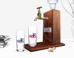Kişiye Özel Renkli Baskılı Harfli İkili Rakı Bardağı ve Ahşap Rakı Standı Hediye Seti-2