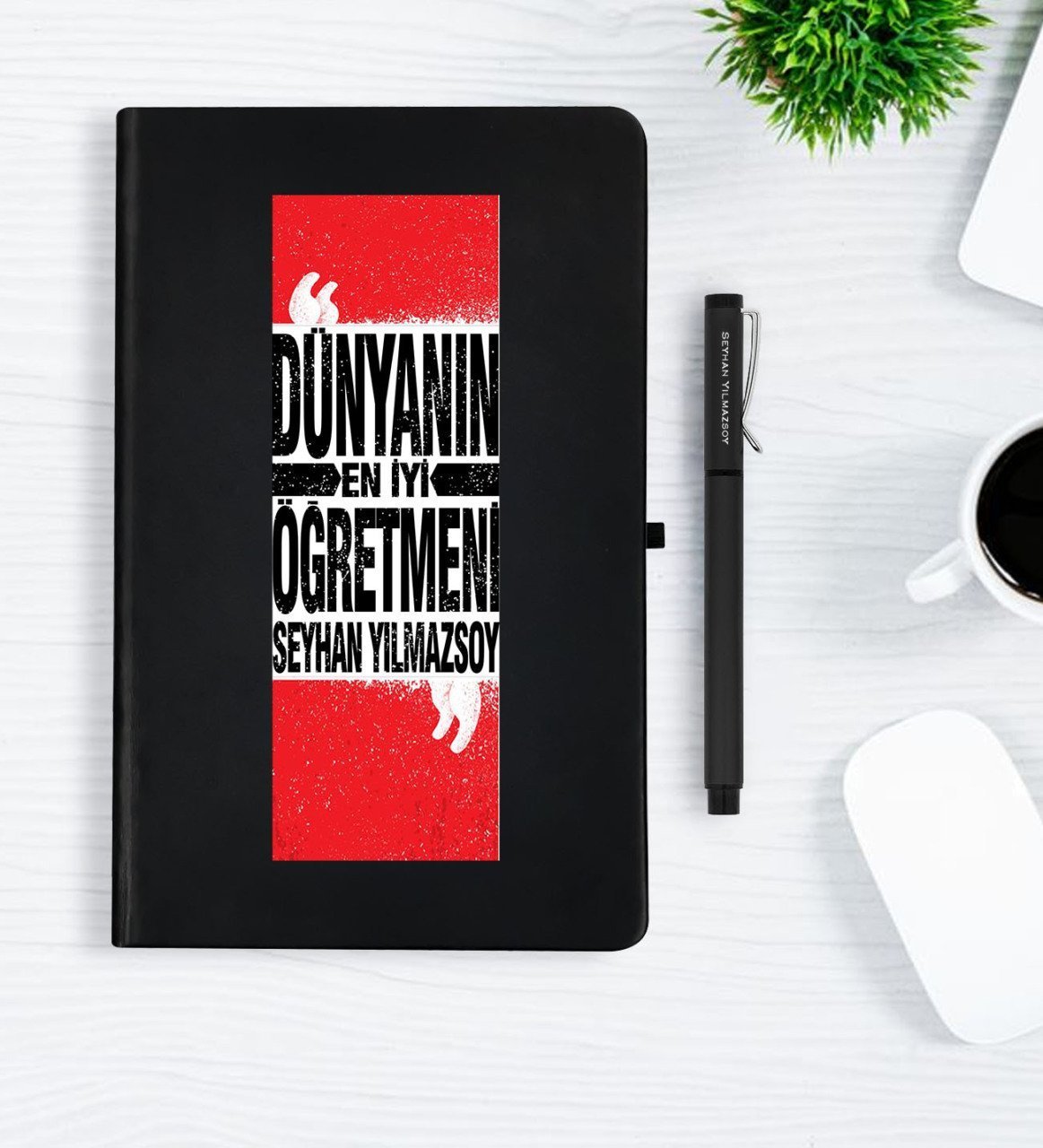 Kişiye Özel Dünyanın En İyi Öğretmeni Siyah Defter Kalem Hediye Seti