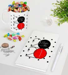 BK Gift Kişiye Özel 2023 Mutlu Yıllar Beyaz Defter Kalem Kupa ve Haribo Şeker Hediye Seti-15