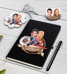 Kişiye Özel Yılın En Mükemmel Çifti Karikatürlü Siyah Defter Kalem ve Anahtarlık Hediye Seti-11