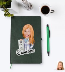 Kişiye Özel Kadın Göz Doktoru Karikatürlü Yeşil Termo Deri Defter Kalem Seti Model 1