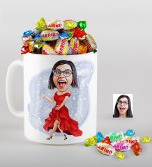 Kişiye Özel Bayan Manken Karikatürlü Kupa ve Haribo Fruitbons Şeker Hediye Seti-1