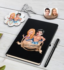 Kişiye Özel Yılın En Mükemmel Çifti Karikatürlü Siyah Defter Kalem ve Anahtarlık Hediye Seti-8