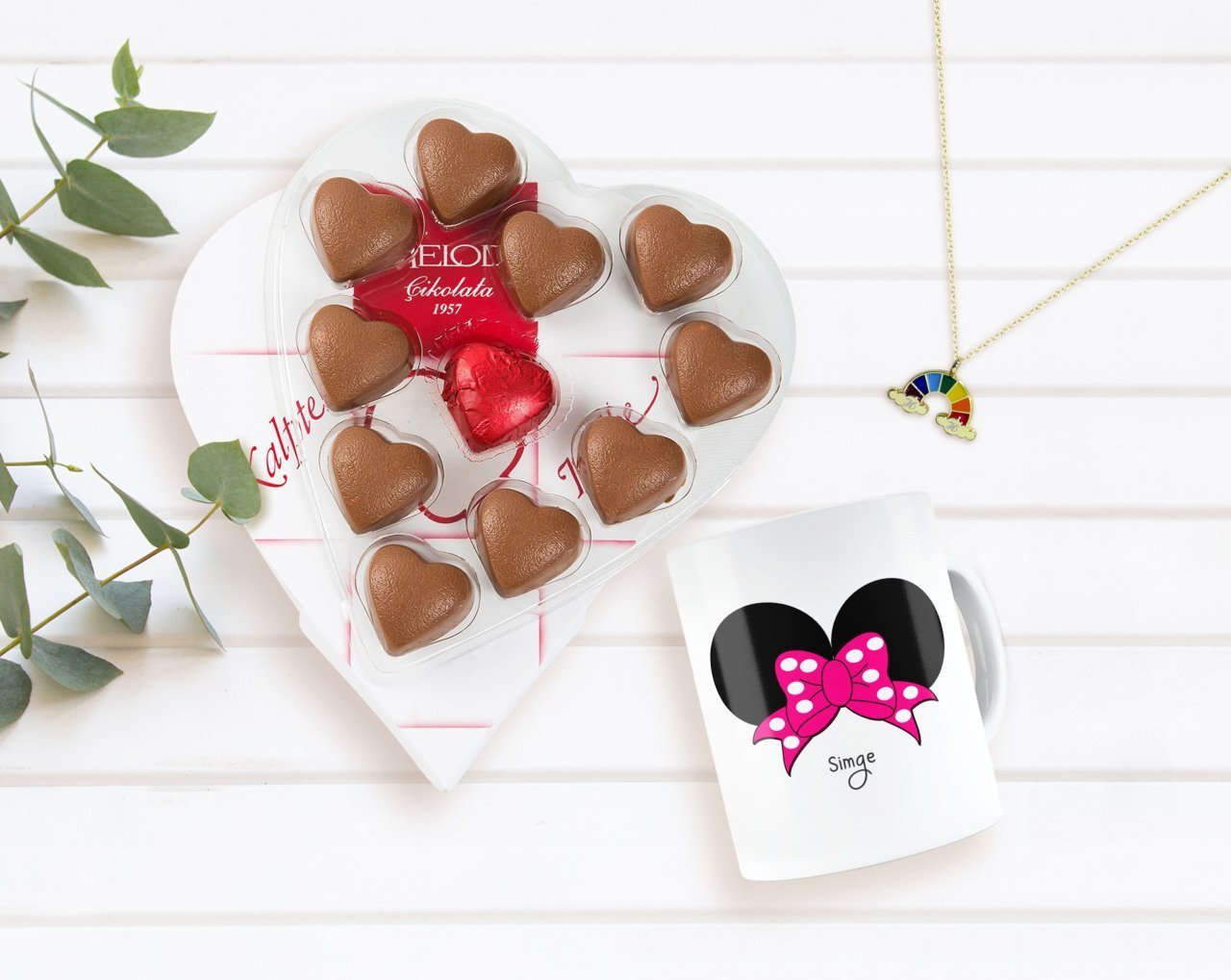Kişiye Özel Sevgililer Günü Çift Harfli Bulut Kolye Kupa ve Kalpten Kalbe Çikolata Hediye Seti-87