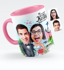 Kişiye Özel Evleniyoruz Karikatürlü Pembe Kupa Bardak - 1
