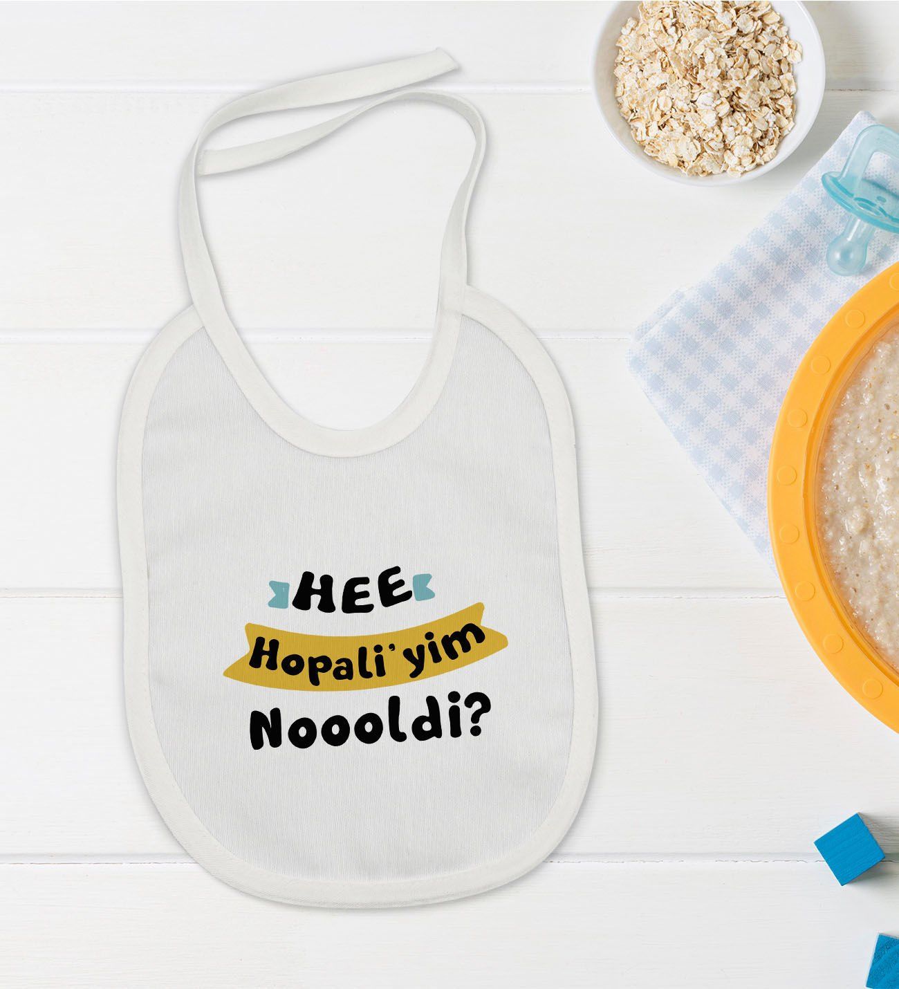BK Kids Hopaliyim Tasarımlı Beyaz Bebek Mama Önlüğü-1