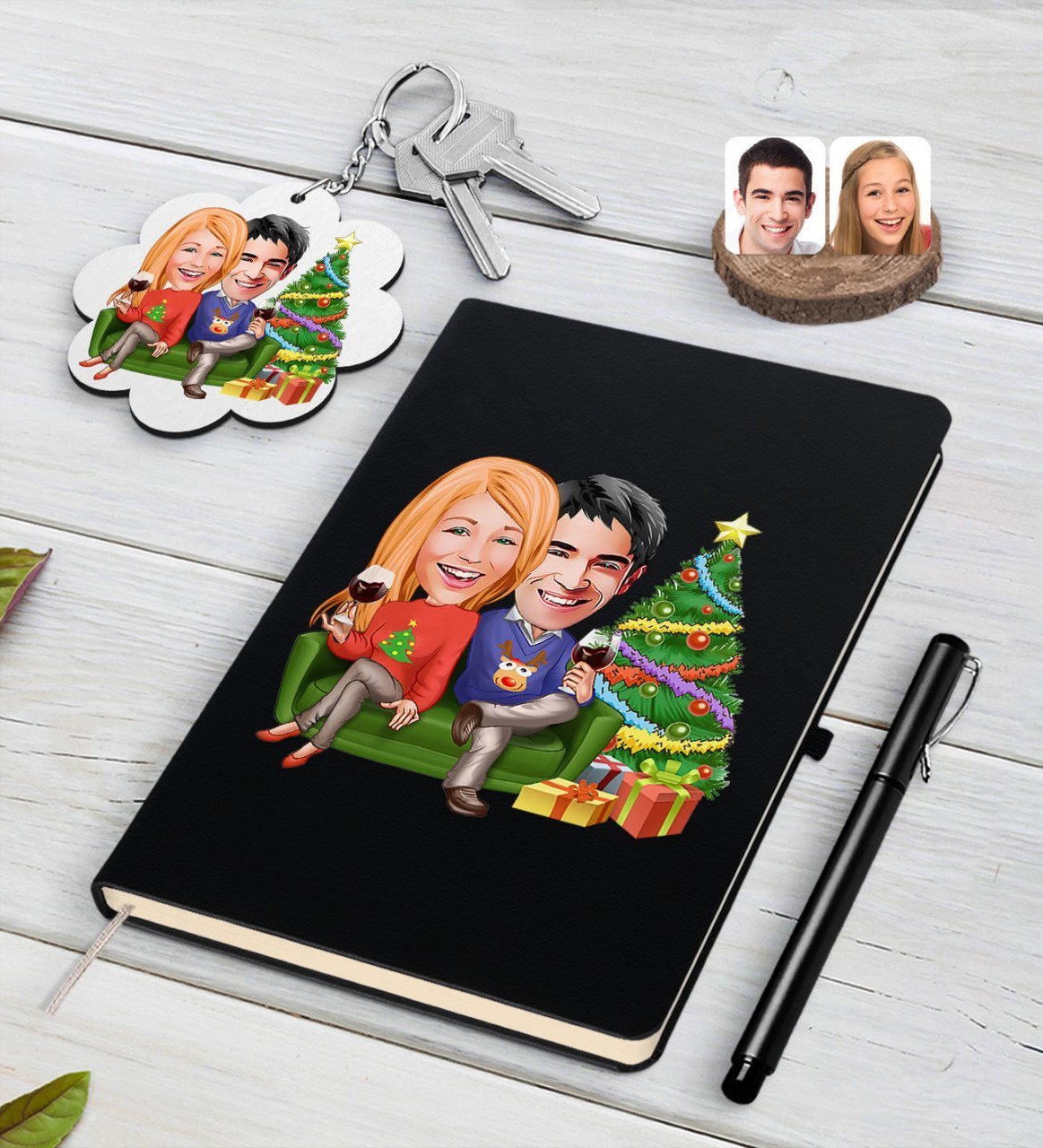 Kişiye Özel Yeni Yıl Sevgililer Karikatürlü Siyah Defter Kalem ve Anahtarlık Hediye Seti-4