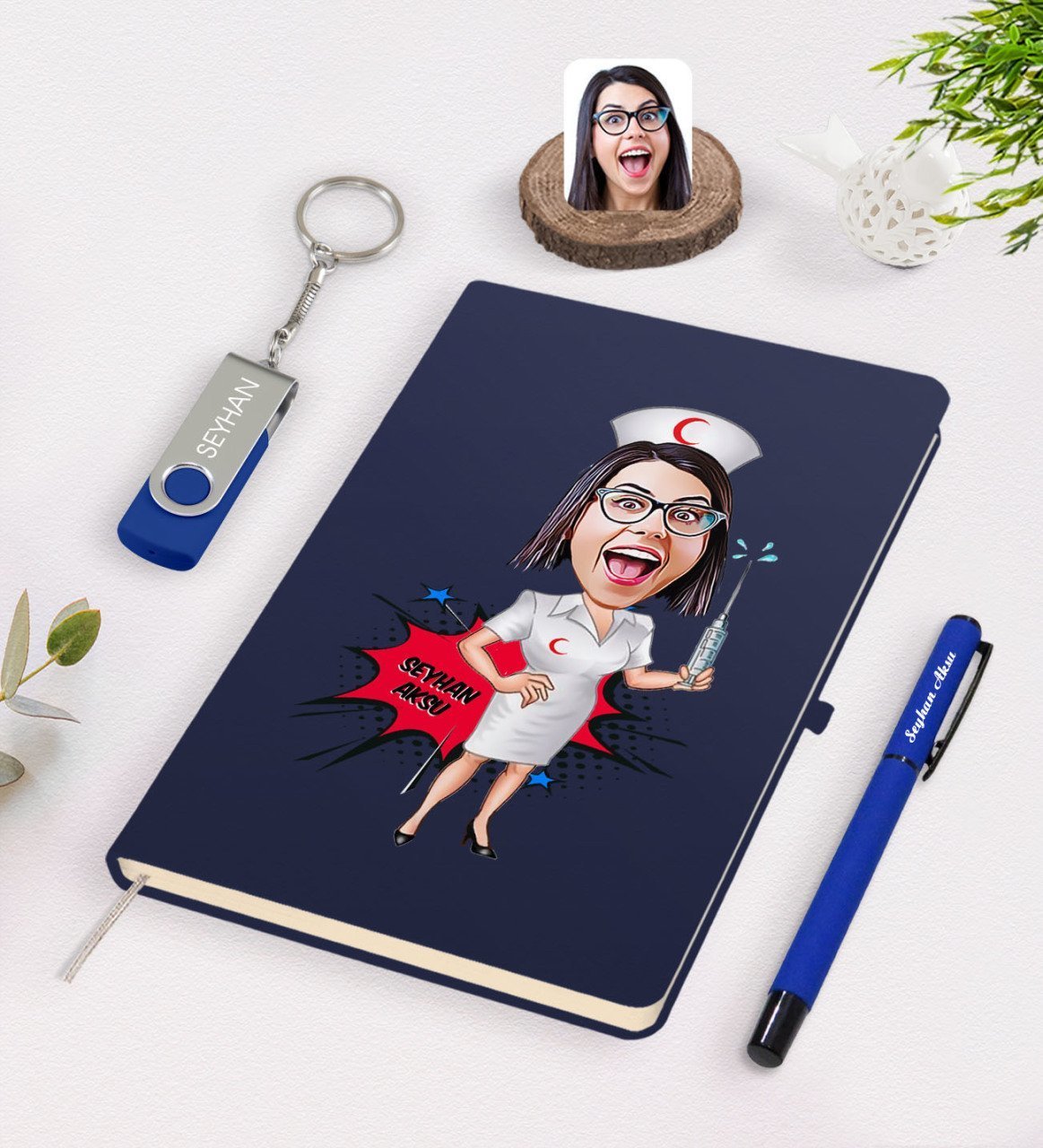 Kişiye Özel Hemşire Karikatürlü Lacivert Defter Kalem 32gb USB Bellek Hediye Seti-1