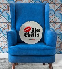 Kişiye Özel İsimli Kiss The Cheff Tasarımlı Yuvarlak Dekoratif Kırlent Yastık-1