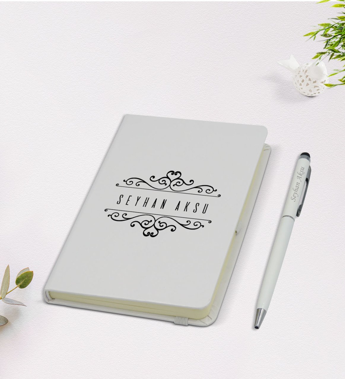 Kişiye Özel İsimli 9x14cm Beyaz Defter ve Kalem Hediye Seti - Model 9