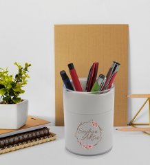 BK Gift Kişiye Özel Çiçek Tasarımlı Beyaz Akrilik Kalemlik - Model 5