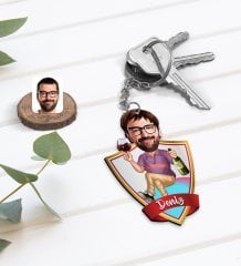 Kişiye Özel İsimli Erkek Karikatürlü Ahşap Anahtarlık-2
