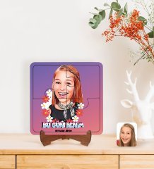 Kişiye Özel Kadınlar Günü Karikatürlü Ahşap Standlı Puzzle Çerçeve-7