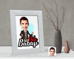 Kişiye Özel Aile Babası Karikatürlü Dekoratif Çerçeve-1
