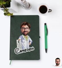 Kişiye Özel Erkek Göz Doktoru Karikatürlü Yeşil Termo Deri Defter Kalem Seti Model 1