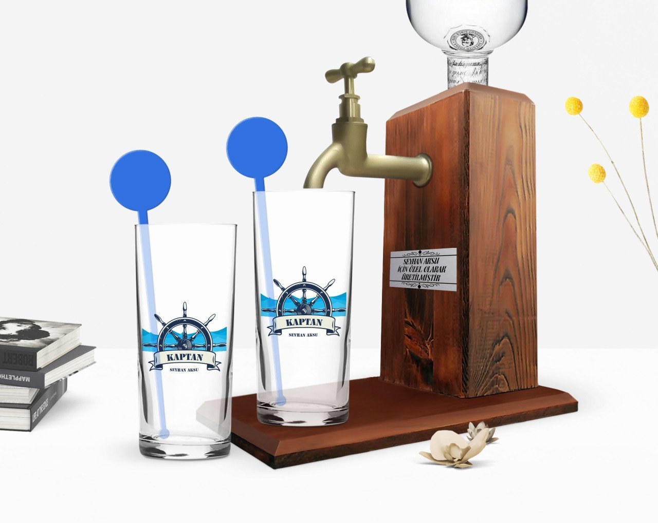 Kişiye Özel Renkli Baskılı Kaptan Tasarımlı İkili Vodka Bardağı ve Ahşap Vodka Standı Hediye Seti-9