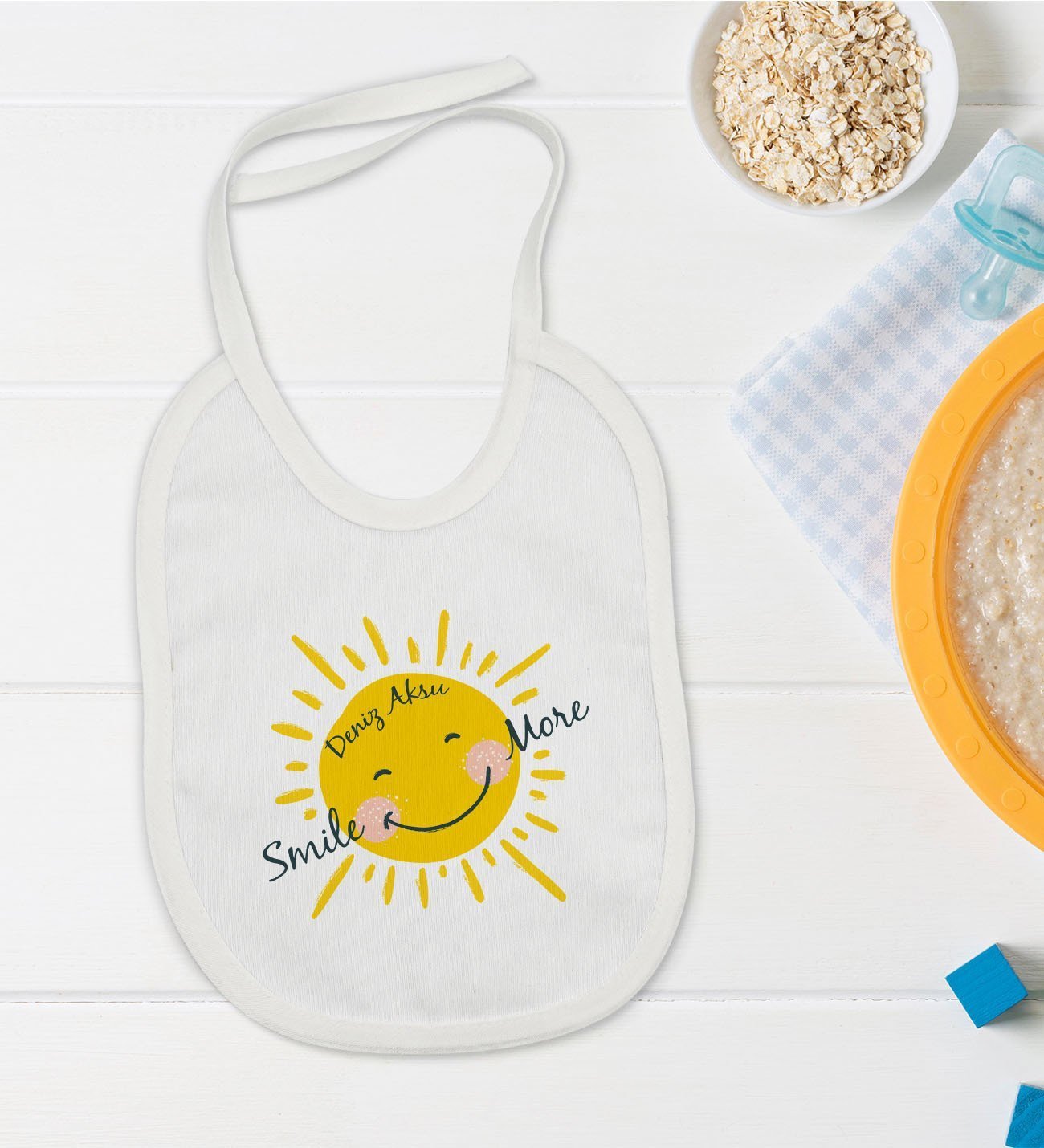 BK Kids Kişiye Özel Smile More Tasarımlı Bebek Mama Önlüğü - Model 1