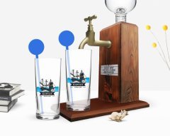 Kişiye Özel Renkli Baskılı Kaptan Tasarımlı İkili Vodka Bardağı ve Ahşap Vodka Standı Hediye Seti-8