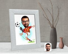 Kişiye Özel Sarı Kırmızı Futbolcu Karikatürlü Dekoratif Çerçeve